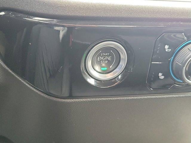 2022 Chevrolet Silverado 1500 Double Cab Standard Box 4-Wheel Drive LT 2FL