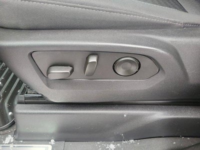 2022 Chevrolet Silverado 1500 Crew Cab Short Box 4-Wheel Drive LT 1LT