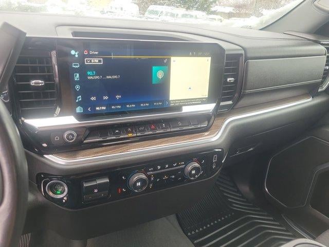 2022 Chevrolet Silverado 1500 Crew Cab Short Box 4-Wheel Drive LT 1LT