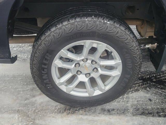 2022 Chevrolet Silverado 1500 Crew Cab Short Box 4-Wheel Drive LT 1LT