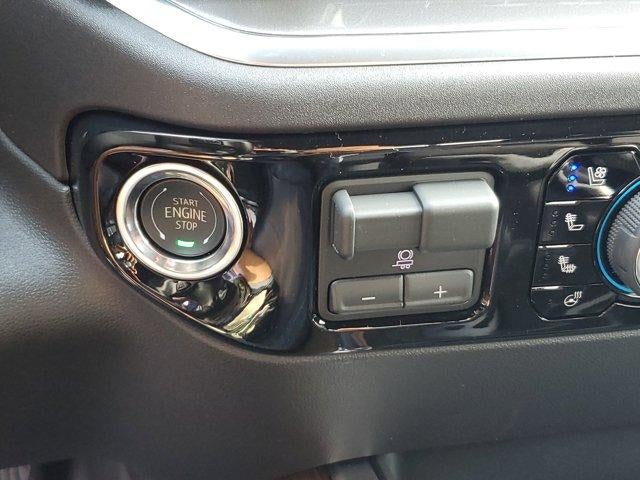 2026 Chevrolet Silverado 1500 Crew Cab Short Box 4-Wheel Drive High Country