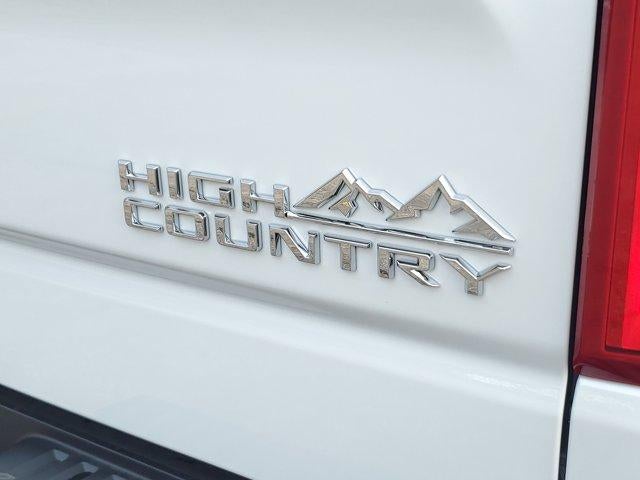 2026 Chevrolet Silverado 1500 Crew Cab Short Box 4-Wheel Drive High Country
