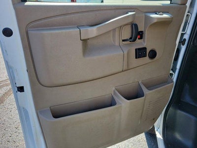 2017 Chevrolet Express Cargo 2500 2500 Regular Wheelbase Rear-Wheel Drive