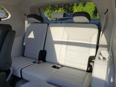 2026 GMC Acadia AWD Denali