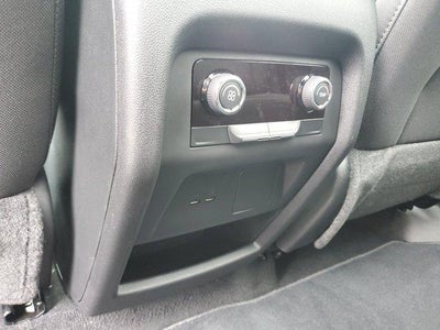 2027 Chevrolet Traverse LT w/1LT