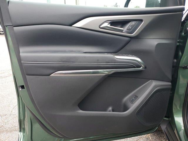 2027 Chevrolet Traverse LT - Photo 12