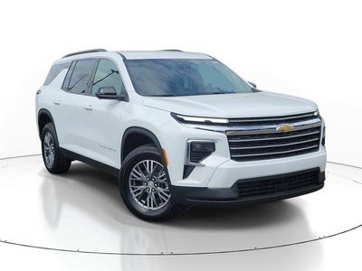 2025 Chevrolet Traverse LT w/1LT