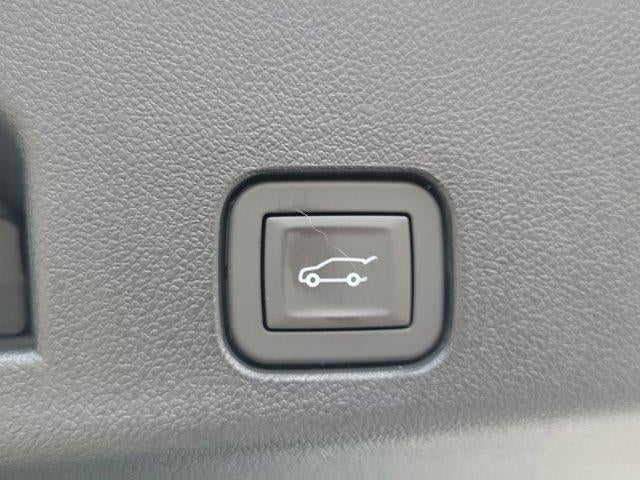 2025 Chevrolet Traverse LT w/1LT