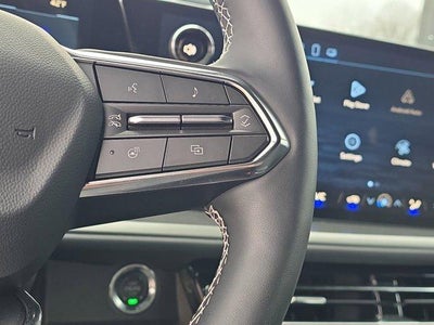 2025 Chevrolet Traverse LT w/1LT