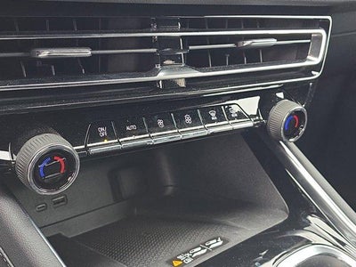 2025 Chevrolet Traverse LT w/1LT