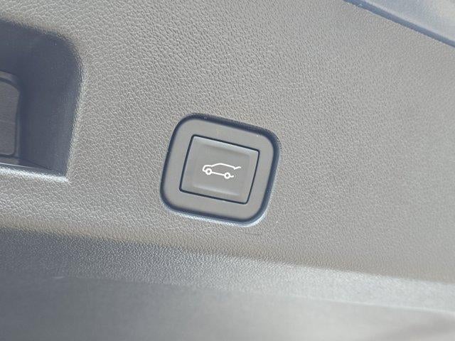 2025 Chevrolet Traverse LT w/1LT