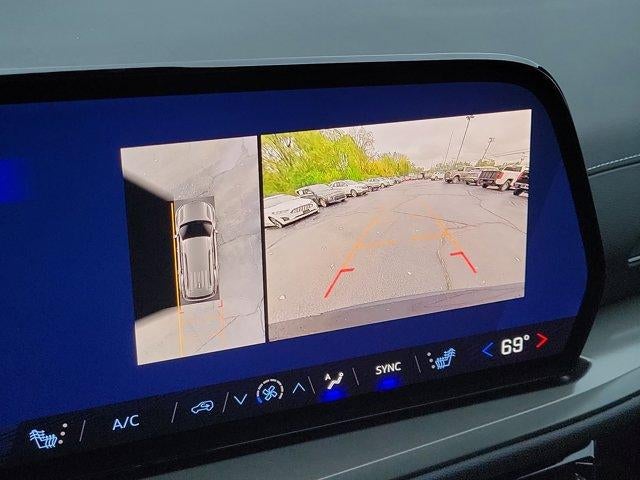 2026 Chevrolet Traverse LT w/2LT