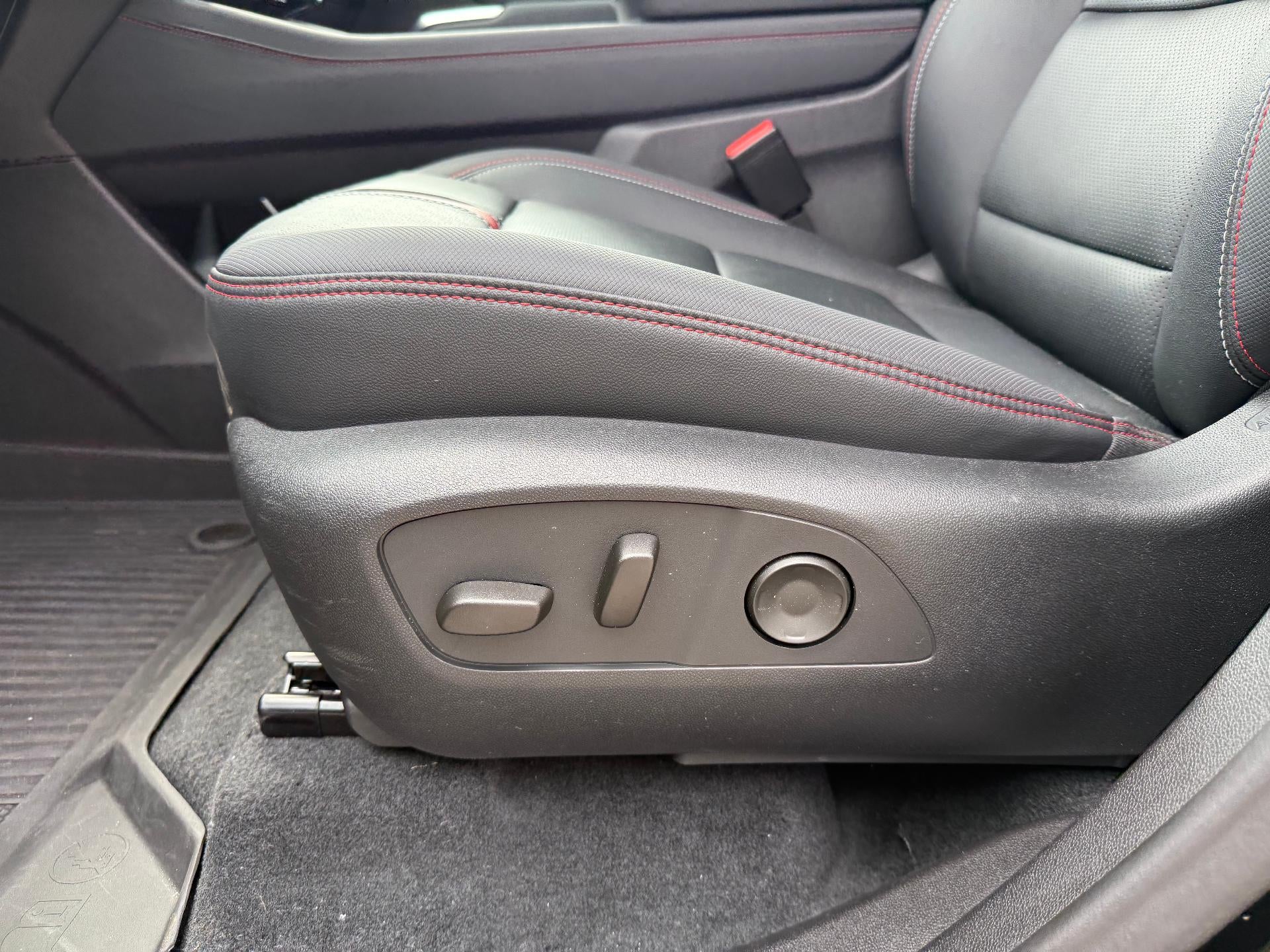 2024 Chevrolet Traverse RS w/2RS