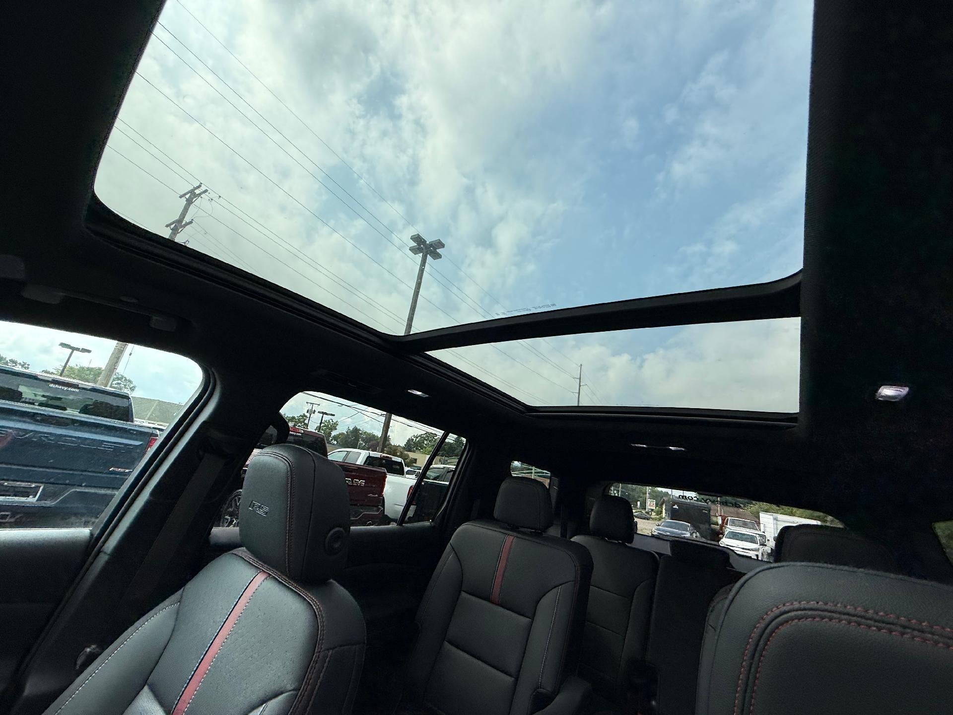 2024 Chevrolet Traverse RS w/2RS