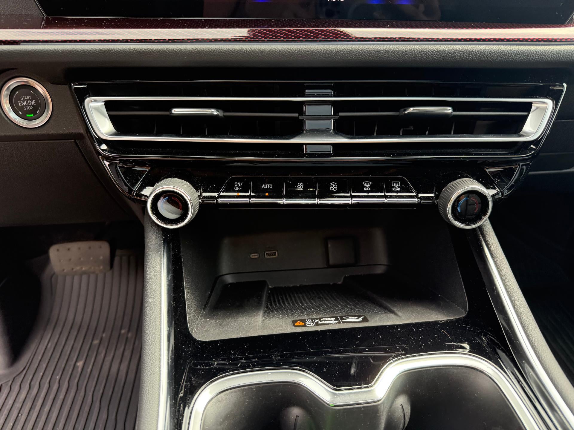 2024 Chevrolet Traverse RS w/2RS