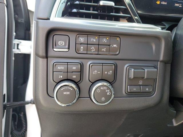 2026 Chevrolet Suburban 4WD LS