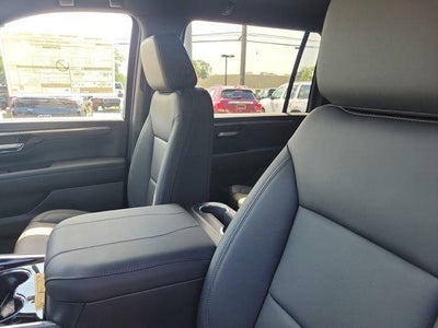 2026 Chevrolet Suburban 4WD LT