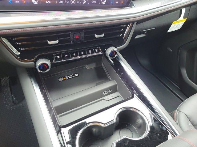 2026 Chevrolet Suburban 4WD RST