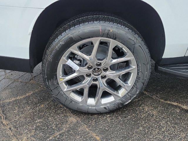 2026 Chevrolet Suburban 4WD RST