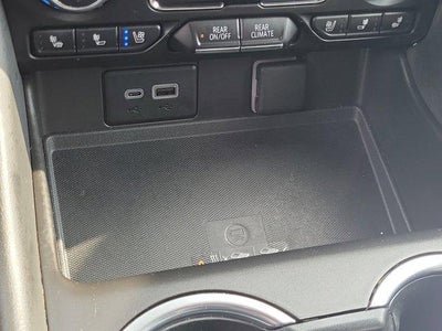 2024 Chevrolet Tahoe 4WD High Country