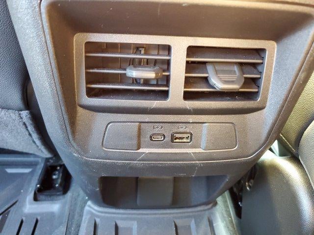 2025 GMC Canyon Crew Cab Short Box 4-Wheel Drive AT4