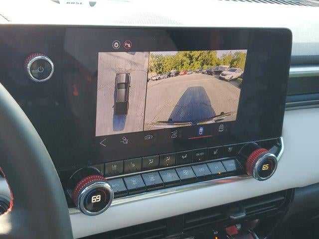 2025 GMC Canyon Crew Cab Short Box 4-Wheel Drive AT4