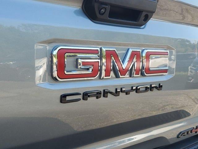 2025 GMC Canyon Crew Cab Short Box 4-Wheel Drive AT4