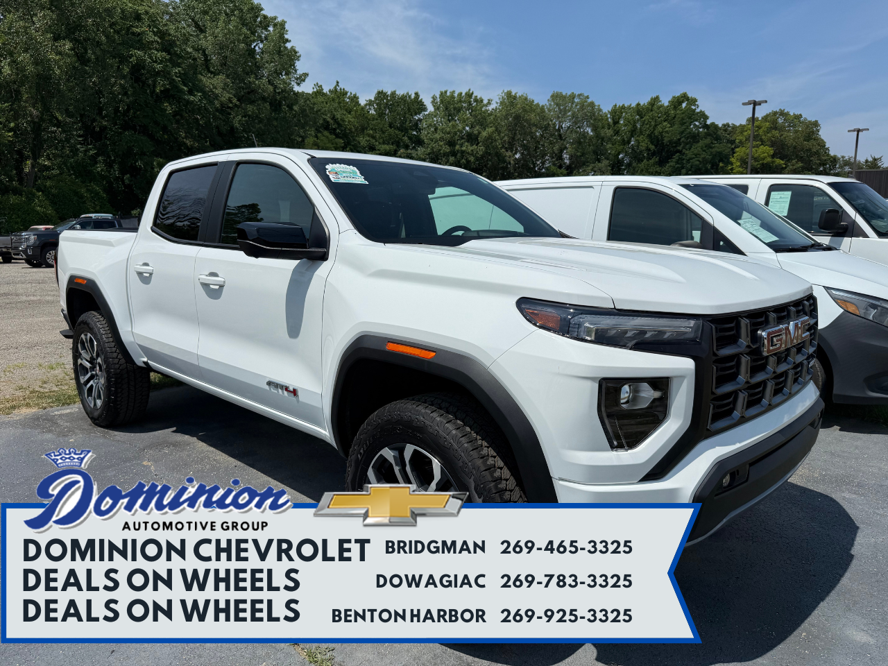 2023 GMC Canyon Crew Cab Short Box 4-Wheel Drive AT4