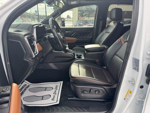 2023 GMC Canyon Crew Cab Short Box 4-Wheel Drive AT4