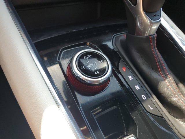 2024 GMC Canyon Crew Cab Short Box 4-Wheel Drive AT4X