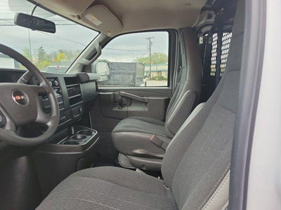 2024 GMC Savana Cargo 2500 2500 Regular Wheelbase Rear-Wheel Drive