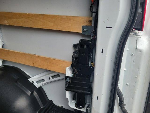 2024 GMC Savana Cargo 2500 2500 Regular Wheelbase Rear-Wheel Drive