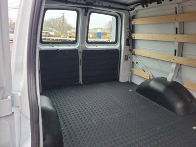 2024 GMC Savana Cargo 2500 2500 Regular Wheelbase Rear-Wheel Drive