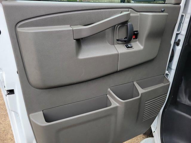 2024 GMC Savana Cargo 2500 2500 Regular Wheelbase Rear-Wheel Drive