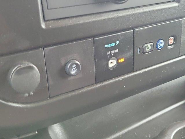 2024 GMC Savana Cargo 2500 2500 Regular Wheelbase Rear-Wheel Drive