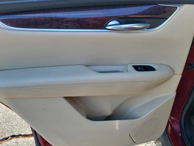 2017 Cadillac XT5 AWD 4dr Luxury