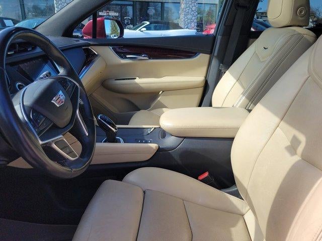 2017 Cadillac XT5 AWD 4dr Luxury