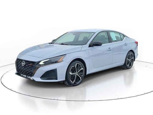 2023 Nissan Altima 2.5 SR Sedan