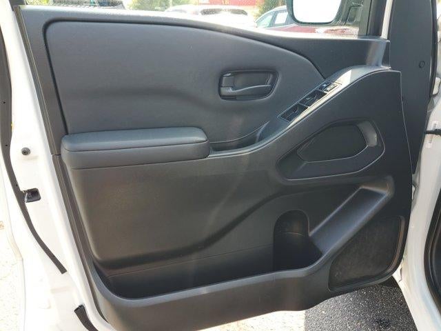 2022 Nissan Frontier Crew Cab 4x2 S Auto