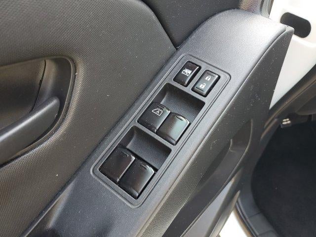 2022 Nissan Frontier Crew Cab 4x2 S Auto