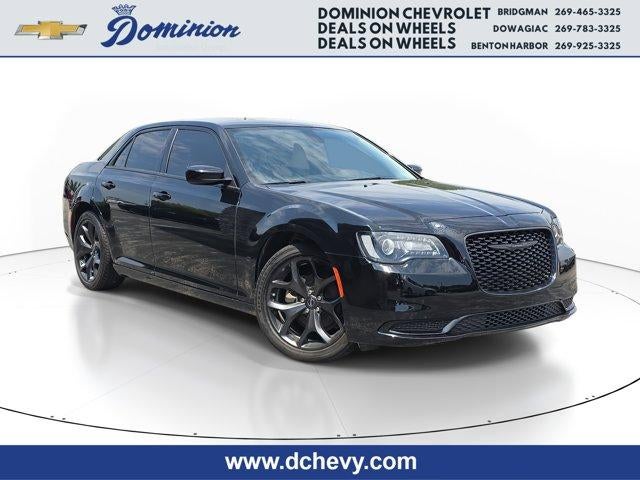 2023 Chrysler 300 Touring RWD