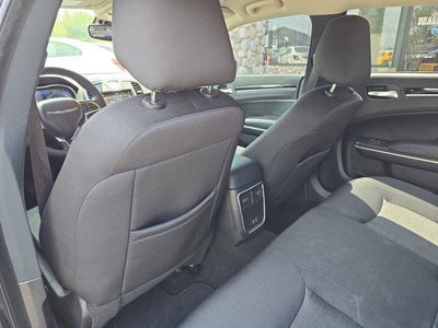 2023 Chrysler 300 Touring RWD