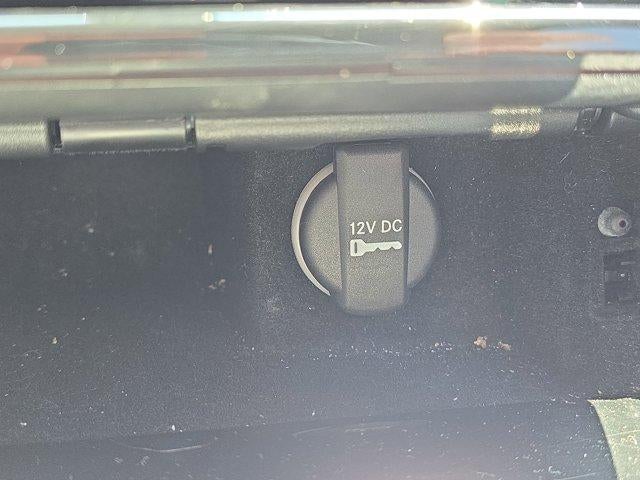 2023 Chrysler 300 Touring RWD