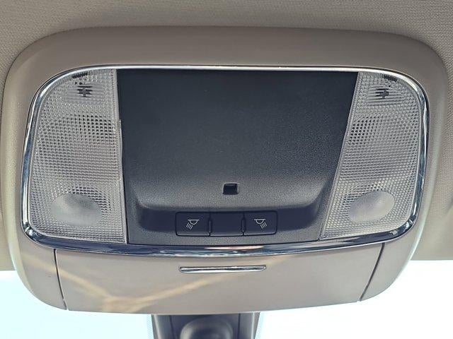 2023 Chrysler 300 Touring RWD