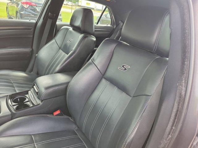 2015 Chrysler 300 4dr Sdn 300S AWD