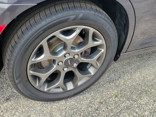 2015 Chrysler 300 4dr Sdn 300S AWD