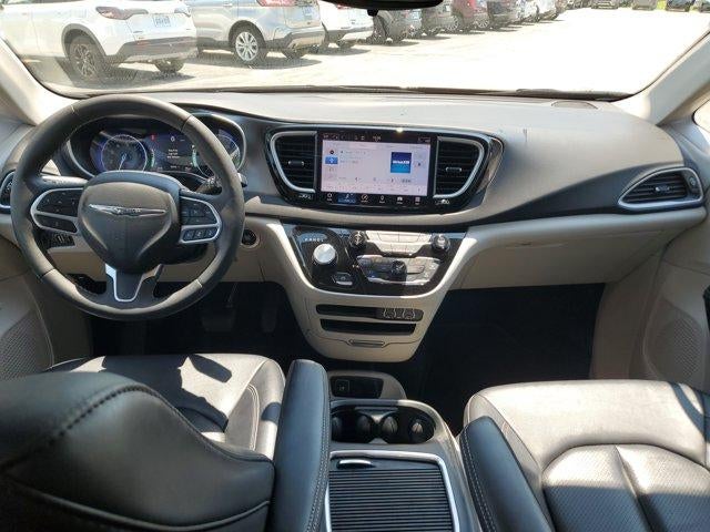 2024 Chrysler Pacifica Touring L FWD