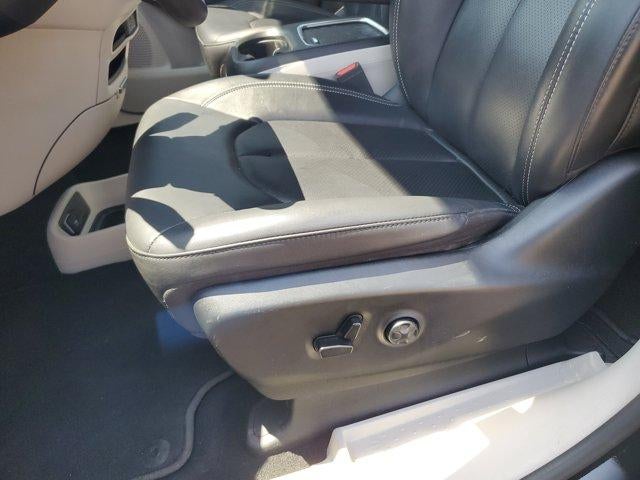 2024 Chrysler Pacifica Touring L FWD