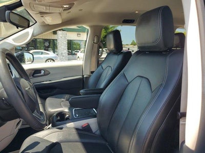2024 Chrysler Pacifica Touring L FWD