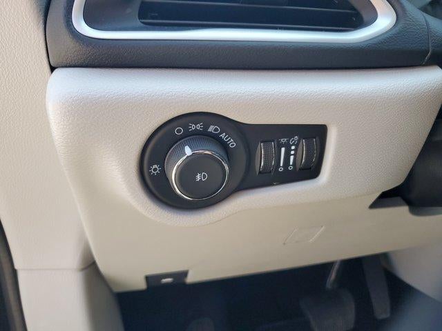 2024 Chrysler Pacifica Touring L FWD